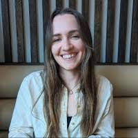 Samantha Warman's Instagram, Twitter & Facebook