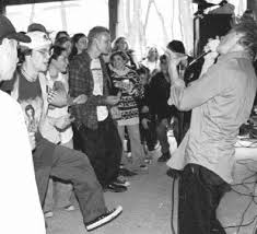 Daily Eastern News: April 15, 1996