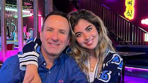 Hija del presentador Felipe Arias reveló, en medio de lágrimas, la difícil  situación que afronta: “Absolutamente nada me cuadra” - Infobae