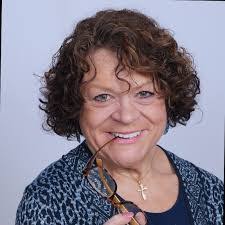 Donna Myrick's Instagram, Twitter & Facebook