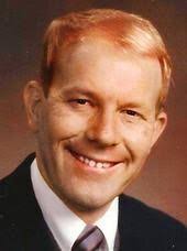 Robert Strong Obituary (2015)