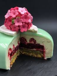 Entremet Pistache Framboise Rose Coupe Gateaux Et Desserts Patisserie Idee Recette Dessert