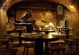 Jazz Music Let S Fall In Love With These Jazz Bars With An Art Deco Design Jazz Cafe Jazz Club Interior Jazz Lounge