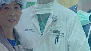 Sandra Simi's Instagram, Twitter & Facebook