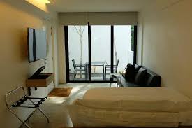 Lloyd's inn está situado en 2 lloyd road, en central area, a 1 km del centro de singapur. Patio Room 1 Picture Of Lloyd S Inn Singapore Tripadvisor