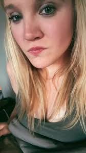 Maria Peck's Instagram, Twitter & Facebook