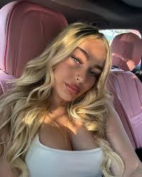 Morgan Shipman's Instagram, Twitter & Facebook