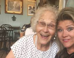 Today had been a productive day ..we have bless 4 familias ...thx you those  families that had helps us Chris BV.ms Kayde ms Mariana Mariana ms Melissa  Momotiuk Mr David in welch ...