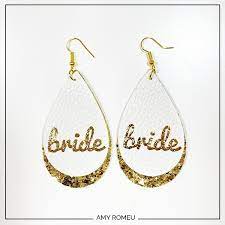 Diy Bachelorette Party Gift Earrings Amy Romeu