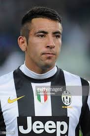 Mauricio aníbal isla isla 3 (american spanish: Mauricio Isla Juventus Jeep Amor