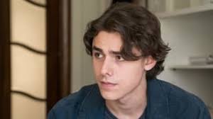 Toute la vie: Saison 3 (2021) — The Movie Database (TMDB)