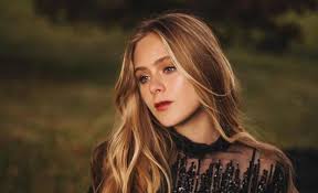 Loreto nació el 9 de julio de 2004 en florida, estados unidos. Loreto Peralta Height Weight Measurements Bra Size Age Biography