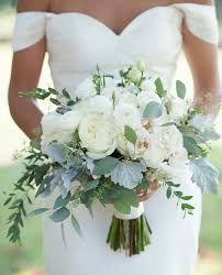 Simple White And Green Bouquet Stunning Wedding Bouquets We Love Engaged Wedding Weddingflowers We White Wedding Bouquets Summer Wedding Bouquets Wedding