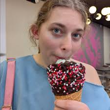 A wonderful celebration of life for Dave feeney. The service was tearful  and heartfelt surrounded by so many friends. I was lucky to sit with Keith  lynas he held my hand throughout,