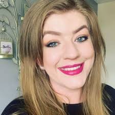 Abbie Holmes (@AbbiePenelope)