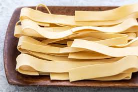 Bavette is a type of pasta, a narrower version of tagliatelle.it is a ribbon noodle, similar to spaghetti, that has a flat section and a slightly convex shape.this type of pasta. 33 Types Of Italian Pasta And Their Uses Jessica Gavin