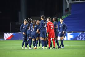 Agenda tele, calendrier des matches de foot feminin intégraux diffusés en direct ou différé sur les chaines de la télévision française (tnt, satellite, câble, adsl, hertzien). France Suisse L Album Photo Football Club De Metz Actualites Matches Fc Metz Web Tv Fc Metz Forum Fc Metz