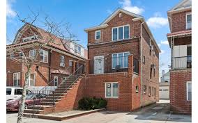Find cheap parking with this interactive map. 5 Nyc Apartments And Houses With Parking Possibilities That Are Having Open Houses This Weekend