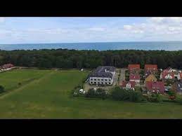 Boltenhagen is situated north of the small towns of grevesmühlen and klütz some 20 km west of wismar and 30 km east of lübeck. Ostseehotel Boltenhagen