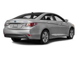 Hyundai sonata hybrid 2015 features include transmission type (automatic/ manual), engine cc type, horsepower, fuel economy (mileage), body type, steering wheels & more. 2015 Hyundai Sonata Hybrid Ratings Pricing Reviews And Awards J D Power