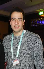 تمب شوفت عمك صدام بيسلم ع القرموطي بإحترام إزاي. Ø£Ø­Ù…Ø¯ Ø§Ù„ØºÙ†Ø¯ÙˆØ± ÙŠÙˆØªÙŠÙˆØ¨Ø± ÙˆÙŠÙƒÙŠØ¨ÙŠØ¯ÙŠØ§