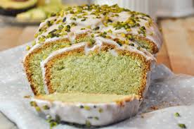 ni gesunder 0 response to avocado schoko kuchen. Avocadokuchen Mit Limettenguss Und Pistazien Eine Kleine Prise Anna