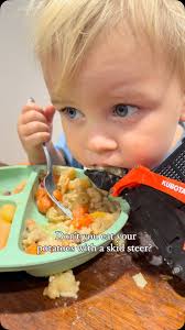 This kid 🫶🏻😂 he is certainly the baby of the family.