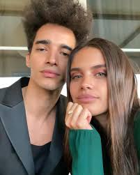 Each year links to its corresponding year in literature article (for prose) or year in poetry article (for verse). Luis Borges Sai Em Defesa De Sara Sampaio Nao E Justo Estas Mentiras Todas