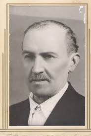 PEDRO JOSE MARIÑO SERRANO Hourglass Chart