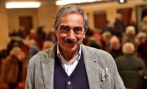 Calato il sipario sul palcoscenico dell'ariston, il giornalista forlivese marino bartoletti, che ha seguito da vicino la kermesse canora, traccia un suo personale bilancio. Sanremo Al Casino Marino Bartoletti Racconta La Sua Personale Esperienza Al Festival Riviera24