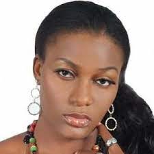 The Hollywood Actress Queen Nwokoye Expressed Shock For Losing Her Mum And Dad Within 6 Months She Said That Her Heart Actresses Hollywood Actresses Queen