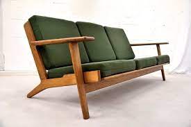 Wegner designed it in 1963.while some critics loved the avantgarde design of wegner's lounge chair, the general public was 13520 3d models found related to wegner sofa. Ge290 Sofa Von Hans Wegner Fur Getama 1955 Bei Pamono Kaufen