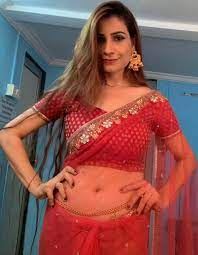 In 2011 chopra made her screen debut in the romantic comedy ladies vs ricky bahl, in a supporting role with ranveer singh and anushka sharma. Pinky Singh On The Set Of Crime Alert Facebook
