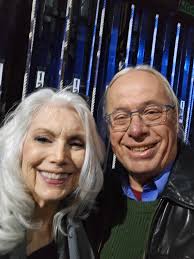 HONOR THY LEGENDS- ON STAGE… with Country Music Hall of Famer, EMMYLOU  HARRIS! What is your favorite Emmylou Harris song? Have you seen her in  concert or met her? Tell us about
