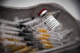 «il nostro efficace al 95%, elimina al 100% i sintomi gravi». Italia Germania Francia E Spagna Sospendono Le Vaccinazioni Con Astrazeneca