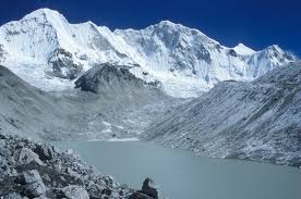 Baruntse is a mountain in the khumbu region of eastern nepal, crowned by four peaks and bounded on the south by the hunku glacier, on the east by the barun glacier, and on the northwest by the imja glacier. Baruntse Wikipedia