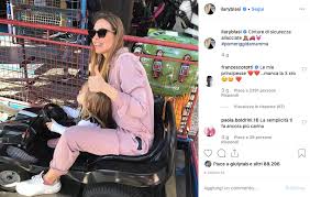 0 8 less than a minute. Ilary Blasi E Incinta Il Commento Di Francesco Totti Esalta In Fan Caffeina Magazine