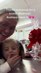 cakedecorating #cakemakers #cakemakersoftiktok #madelive #christmas @...