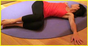 How To Do The Supta Matsyendrasana And What Are Its Benefits Yoga Poses For Digestion Yoga Poses Twist Yoga