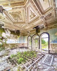 Ortugal 2013 Paint Architecturelovers Architecture Architectural Architettura Aoarchitecture Atlasobscura Architecture Instagram Photographie