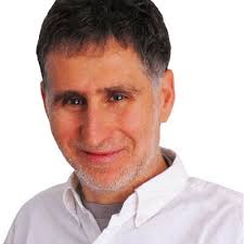 Daniel Farcas (@daniel_farcas)