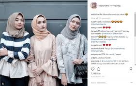 Kabar bahagia datang dari selebgram mega iskanti. Simak Kisah Persahabatan Dwi Handayani Nabila Hatifa Dan Mega Iskanti Yang Bikin Baper