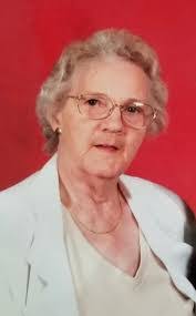 Geraldine Hackett's Instagram, Twitter & Facebook