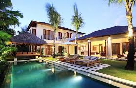 Luxury holiday homes, villas and apartments for rent. Modern Balinese Style Villa Central Seminyak Bali Luxury Estate