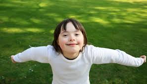 Children with down's syndrome have multiple malformations, medical conditions and cognitive impairment because of the presence of extra genetic material. Welt Down Syndrom Tag Experten Befurchten Mehr Abtreibungen Durch Bluttes Pz Pharmazeutische Zeitung