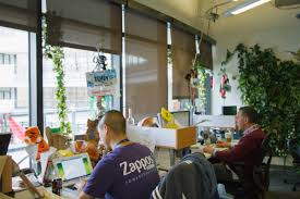 Zappos safety shoes for amazon employees. Tony Hsieh Sits At Same Desk As Call Center Workers