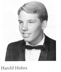 Does any one who graduated from Mcalester High School in the 60s remember  Dale Olds? He is my cousin and I would like to locate him or find out what  happened to