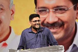 👍John Bonham (Led Zeppelin) ❤️Keith Moon (The Who) John Bonham, Led  Zeppelin's legendary drummer, was a master of rhythm and power. Known for  his iconic drumming