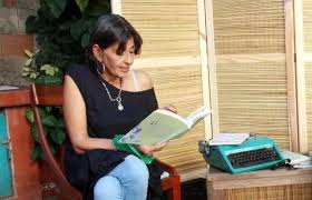 Falleció Cecilia Sola, escritora y referente del feminismo en Chaco |  Diario Chaco