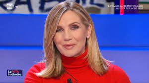 Maybe you would like to learn more about one of these? Lorella Cuccarini Messaggio Dalla Collega Albanese Sei In Prima Linea Lanostratv